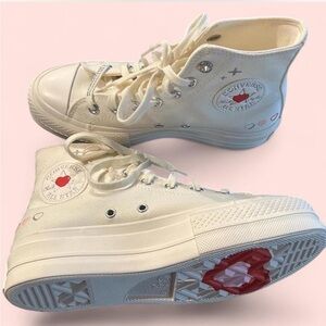Valentine’s Day Women’s Platformm High Top Hearts Converse Size 6.5